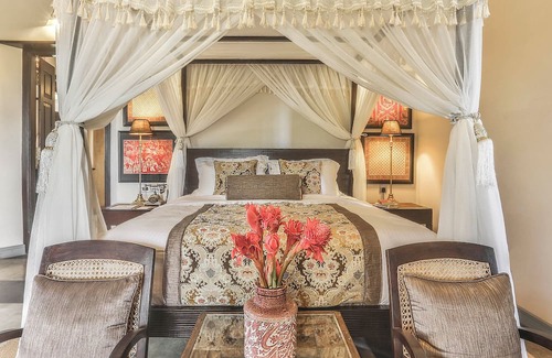 Kathaluwa Apartamento | Villa Mayurana - Deluxe Suite with partial lake viewn