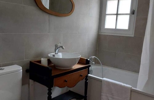 Saint-Viatre Otro | Big House in the Forest - Ideal Refuge for Family Reunions and Friends!