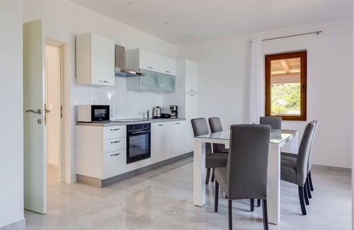 Novigrad Casa | Beautiful private villa for 4 guests with WIFI, A/C, TV, terrace and parking