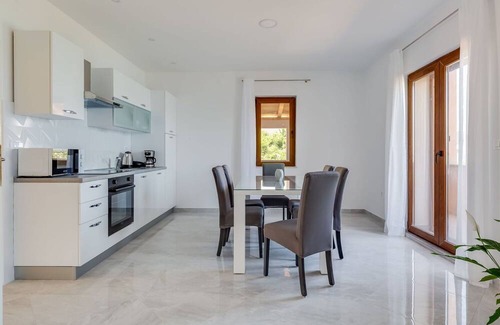 Novigrad Casa | Beautiful private villa for 4 guests with WIFI, A/C, TV, terrace and parking