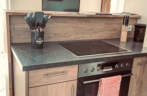 Steinberg am Rofan Apartamento | Lovely apartment for 14 people with WIFI, hot tub, patio and parking