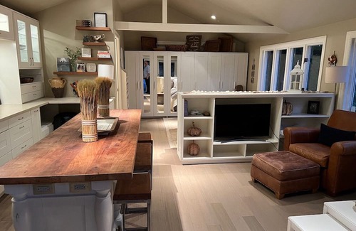 The Willows Cabaña | Nice cottage in Menlo Park close to Stanford University & Hospital & Facebook