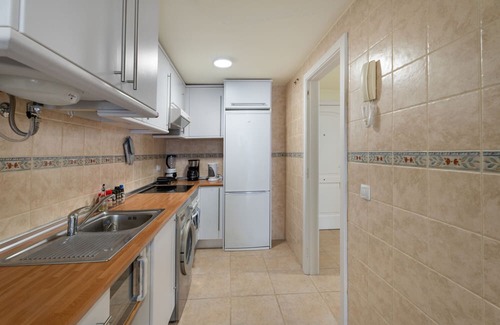Alcala Apartamento | Vacation Apartment ' Almar We Go ll Apartment Entero' with Terrace, Balcony and Wi-Fi