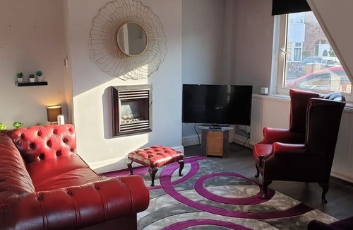 Trafford Casa | Delightful 2-Bed Cottage Escape