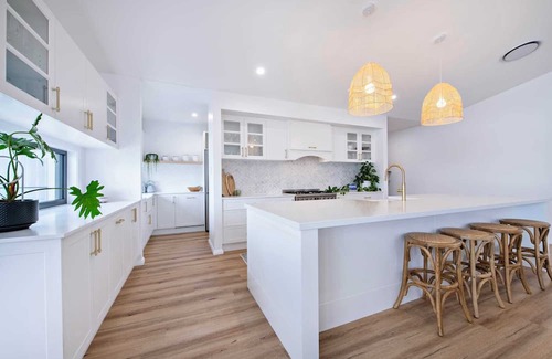 Dubbo Casa | Turon - Pool Entertainer, Elevated Luxury