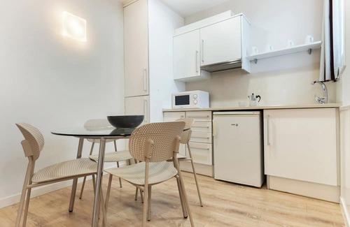 El Baix Guinardo Apartamento | Weflating SANT PAU - 2 BDR