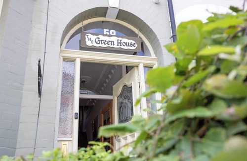 Sefton Park Casa | Unique quirky family house - 5 beds, 2 bathrooms, courtyard, Lounge - quiet area