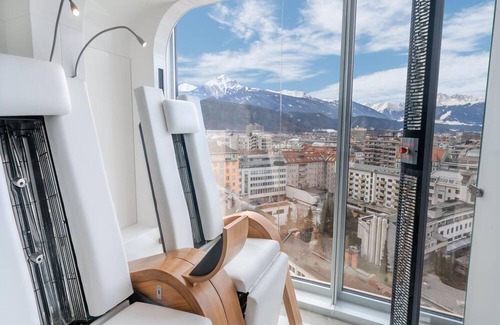 Innsbruck City Centre Casa | Panorama room "Deluxe" 35 m² - aDLERS Hotel Innsbruck