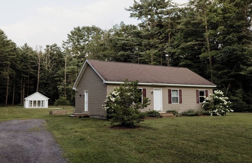 Ashley Falls Casa | Modern 3-bedroom home in the Berkshires!