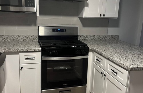 Chalmette Apartamento | Charming 2-bedroom apartment with WiFi, AC in peaceful Chalmette