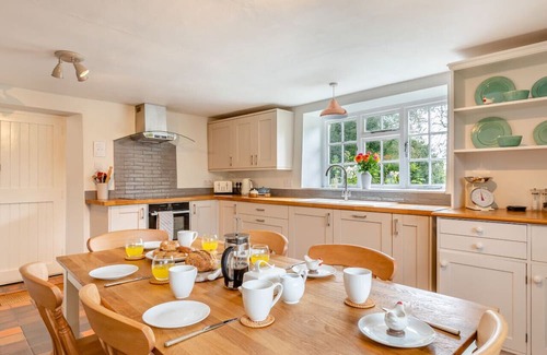 Eleighwater Casa | The Old Thatched Cottage