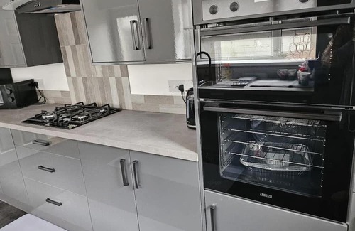 Aberaman Casa | Jubilee Jewel a treasure in The Queen of Valleys