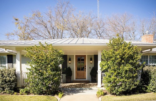 McGregor Casa | The Carriage House FIXER UPPER Season 3/Close to Waco