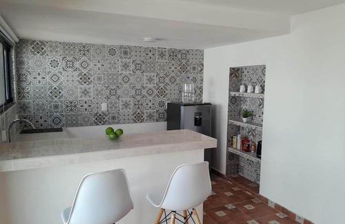 Merida Municipality Casa | Contemporary Home & Tiny Home w/pool. 15-minute walk to Merida, Centro