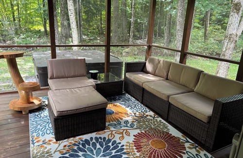 Jay Casa | Spacious 4-bedroom home only 4 miles from skiing, golf, water park and more!