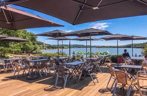 Peigney Casa | Camping 5 étoiles - Piscine - ccaaabd