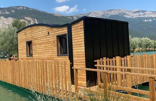 Chatillon-en-Diois Apartamento | Cabane 3 étoiles - Piscine - ccaa0fh