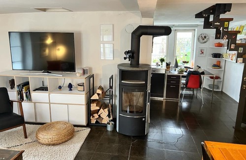 Langgasse-Felsenau Casa | House with garden on the Aare. Close to the city and traffic-calmed.