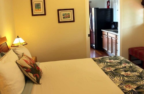 Captain Cook Cama Y Desayuno | Charming 5-bedroom bed & breakfast in Captain Cook with WiFi, AC