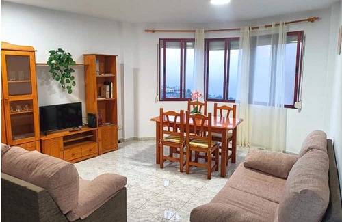 Brena Alta Apartamento | Apartment 'Amanecer Las Breñas' with Sea View, Shared Terrace and Wi-Fi