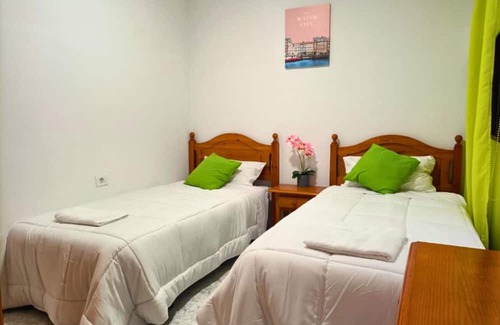 Brena Alta Apartamento | Apartment 'Amanecer Las Breñas' with Sea View, Shared Terrace and Wi-Fi