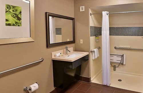 Sunnyvale Casa | 4 Charming Suites w/Pet-Friendly Rooms, BBQ Area & Fresh Breakfast