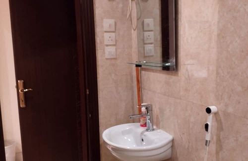 Mecca Casa | New hotel in the Heart of Salam Market,n Al Azizyah, Makkah.