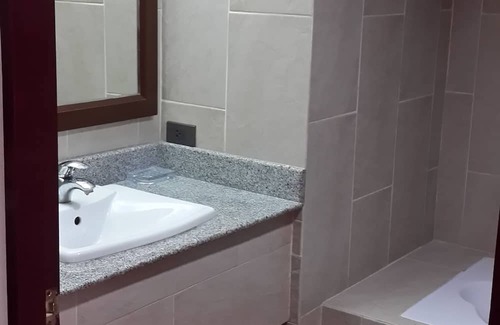 Makkasan Condominio | Chic 2-bedroom condo with WiFi, AC in brilliant Krung Thep Maha Nakhon