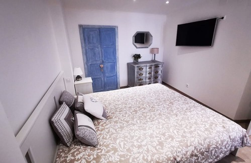 Sines Casa | Room 'Garden' with Shared Garden and Wi-Fi