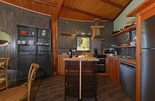 South Bruny Casa | Taylors Bay Cottage ~unique design!
