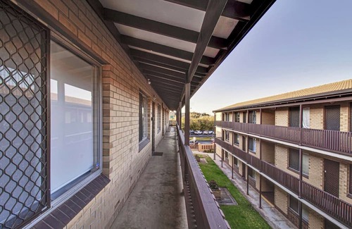 Semaphore Apartamento | Relaxed Beachside Comfort on Semaphore Foreshore