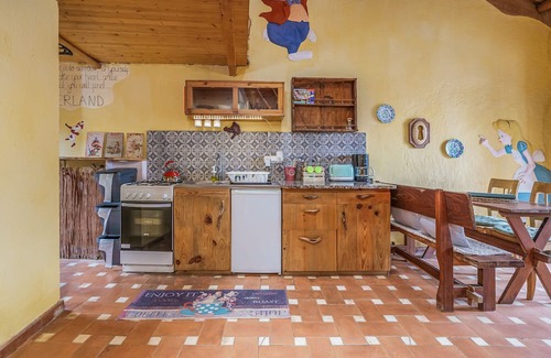 Carrapateira Apartamento | Studio Apartment 'Agua' with Mountain View, Shared Terrace and Wi-Fi