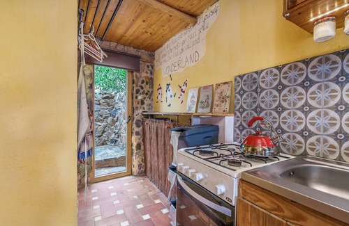 Carrapateira Apartamento | Studio Apartment 'Agua' with Mountain View, Shared Terrace and Wi-Fi