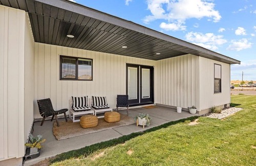 Gooding County Casa | *Heart of Wendell*Massive yard*fire pit*Parking