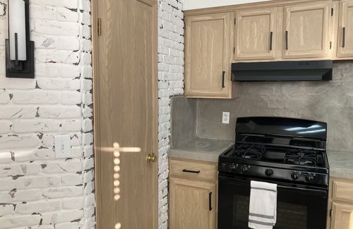 Lemoore Casa | Family friendly, pet-friendly Casa in heart of Lemoore