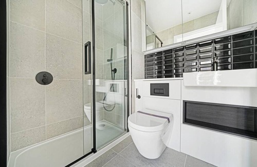 Walworth Apartamento | Luxury Central 2 bedroom 2 bathroom apartment with Balcony 5 minutes from Tube