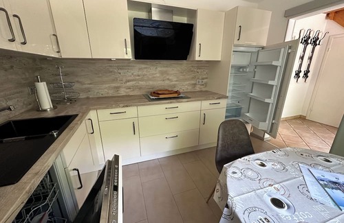 Oeversee Apartamento | Gemütliche Ferienwohnung in Haushälfte Nähe Flensburg