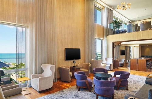 Downtown Cleveland Apartamento | 3 Stylish Rooms w/City Views in DT Cleveland - Near RnR HoF