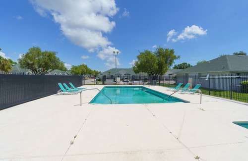 Kissimmee Villa | Charming 3-bedroom villa with AC and WiFi in brilliant Kissimmee
