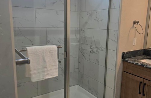 Elko Casa | #18 5-bedroom, 3bath, 2 garage House in terrific Elko near Walmart