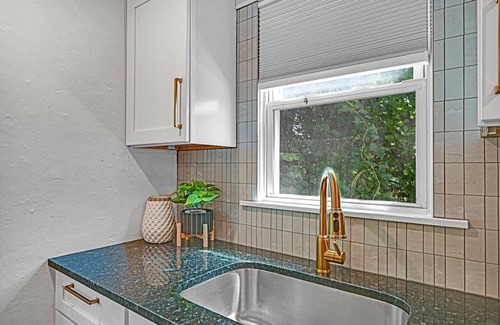 Parkesburg Casa | Cottage By The Pines