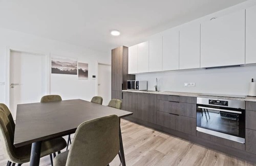 Arborg Apartamento | Selfoss Secret: Free parking - King bed - Netflix