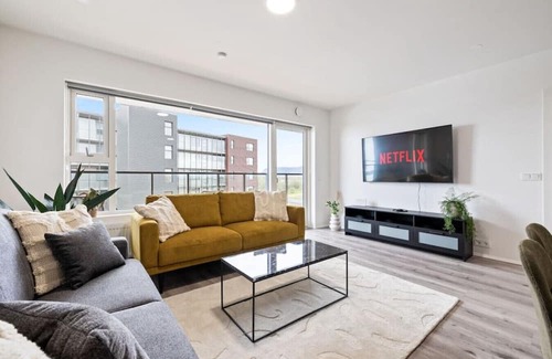 Arborg Apartamento | Selfoss Secret: Free parking - King bed - Netflix