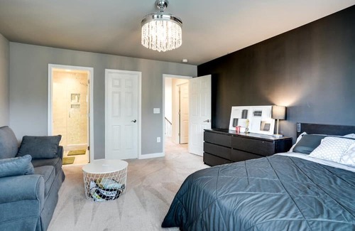 Centreville Casa | Beautiful secluded home close to Bull Run Battlefield, DC & more
