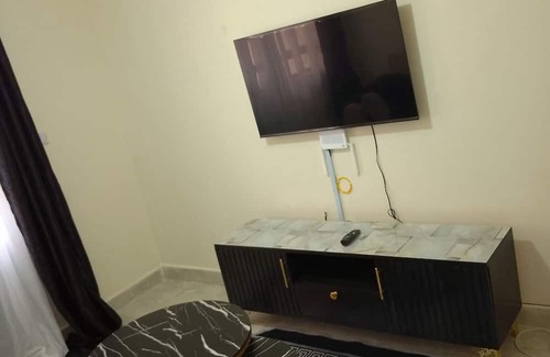 Thika Apartamento | New and Clean apartment in pleasant Thika with AC, WiFi