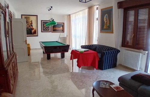 Francavilla Fontana Historic Centre Apartamento | 160sqm downtown apartment with 2 double bedrooms with balcony, 2 bathrooms