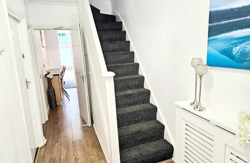 Broad Green Casa | Cosy Single Room 10 mins from vibrant East Croydon!