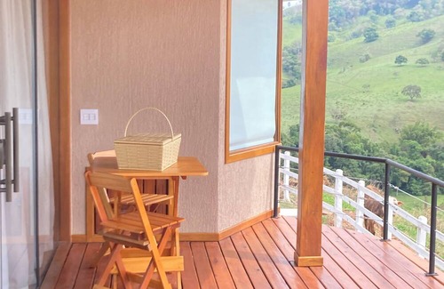 Sao Bento do Sapucai Chalet De Esquí | Chalé Pedra Madeira com Hidro e Café da Manhã