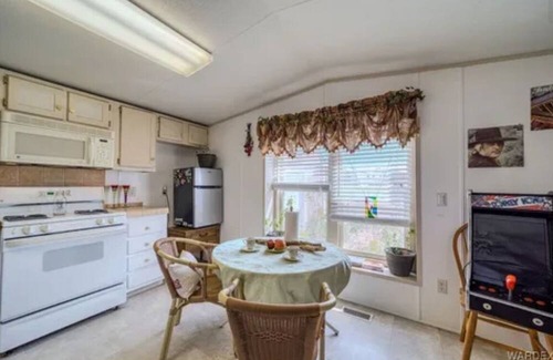 Mohave County Casa | Rag Proper Ranch Free WiFi and AC peaceful White Hills close to Las Vegas