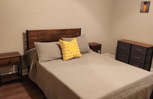 Denham Springs Casa | Simply Stay sleeps up to 8 people and is conveniently located right off the I-12